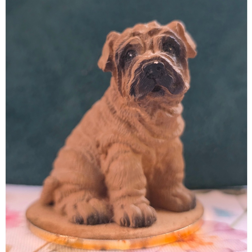 Conversation‎ Concepts Shar-Pei Figurine Small Brown Fair DGT40A